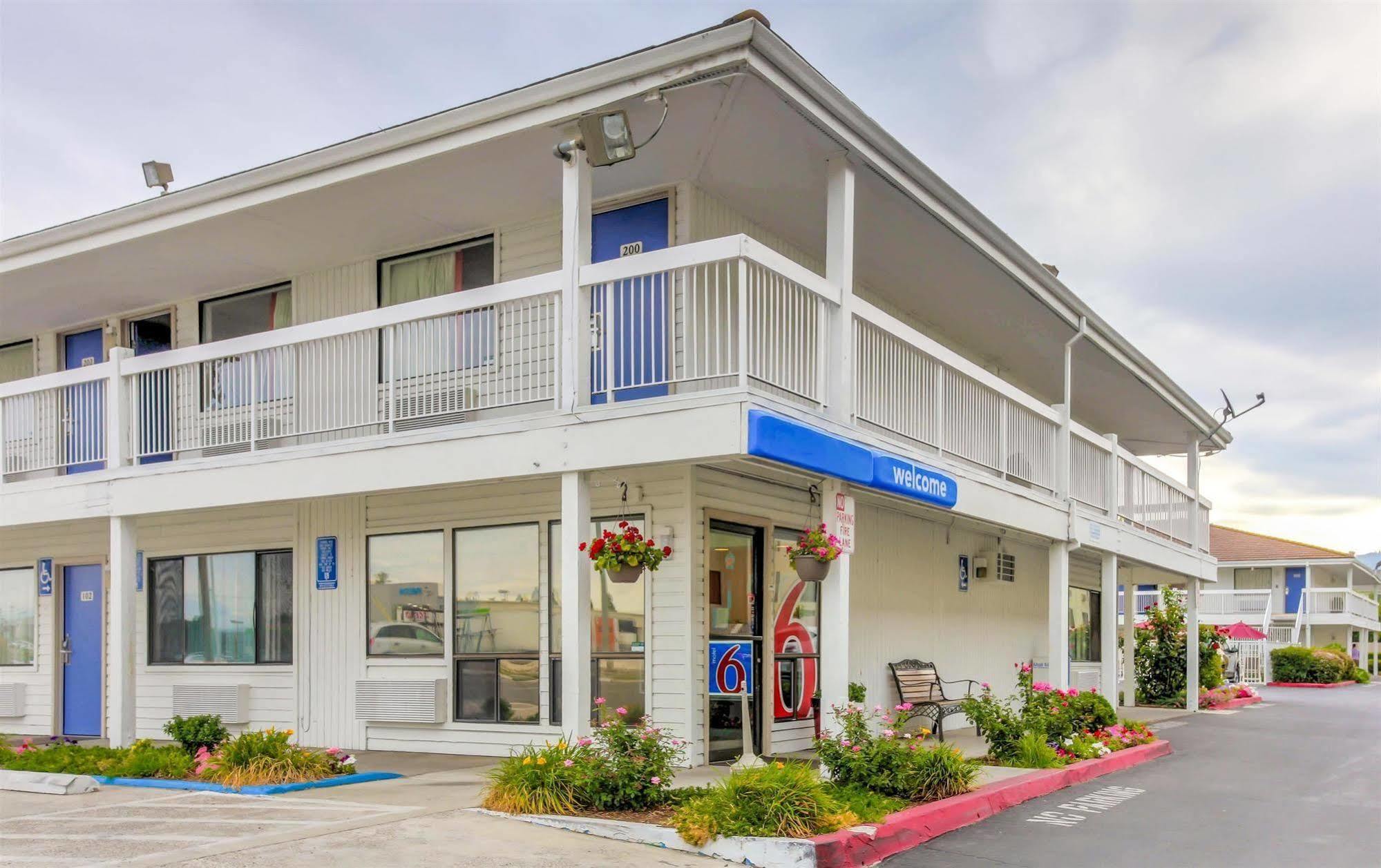 Motel 6-Medford, Or - North Dış mekan fotoğraf
